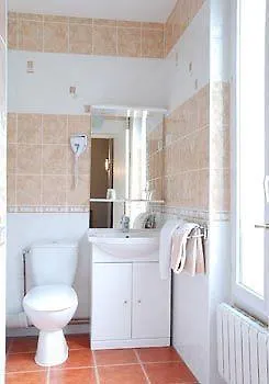 Hotel Hipotel Lilas Gambetta París