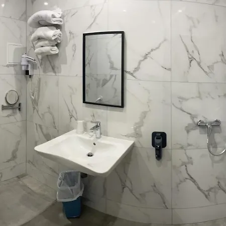 Hipotel Lilas Gambetta Paris