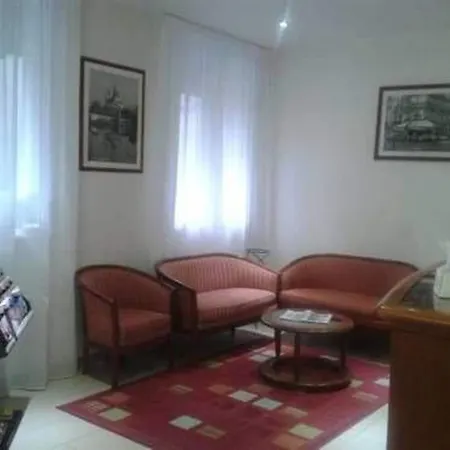 Hotel Hipotel Lilas Gambetta Paryż