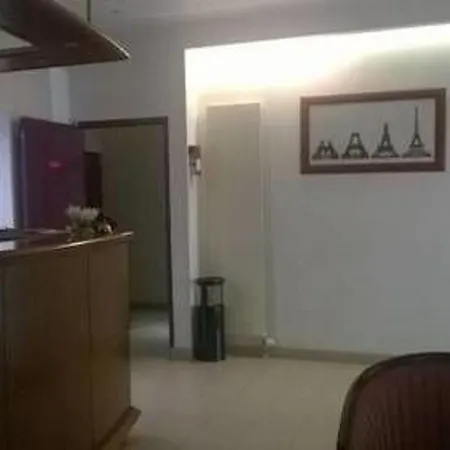 Lilas Gambetta 3* Paryż