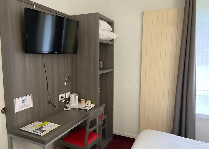 Отель Lilas Gambetta