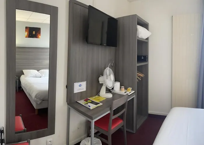Lilas Gambetta Hotel 3*