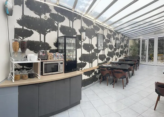 Lilas Gambetta 3* Париж