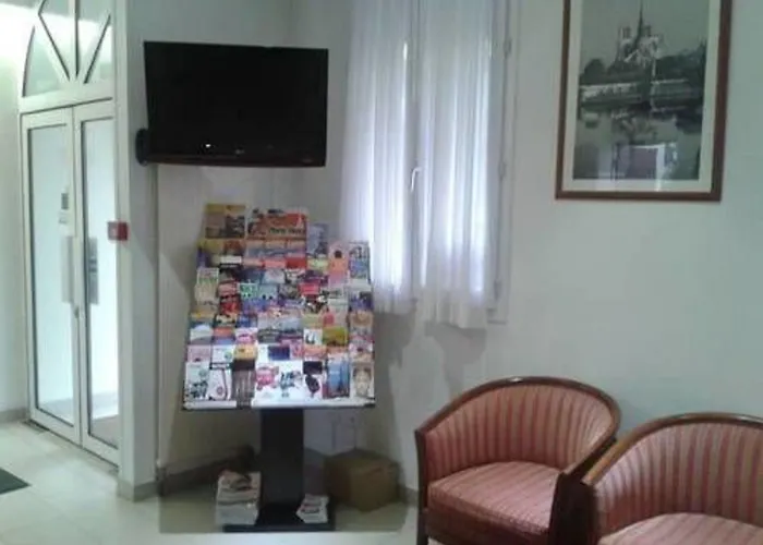 Hotel Lilas Gambetta