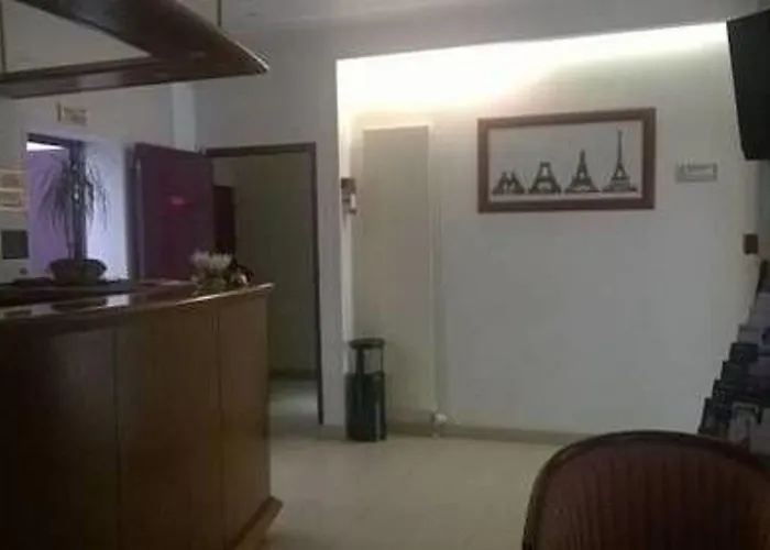 Lilas Gambetta 3* Париж