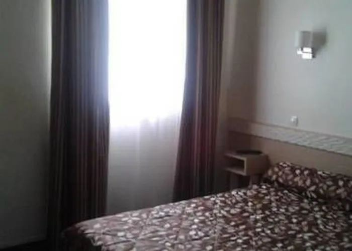 Lilas Gambetta 3* Париж