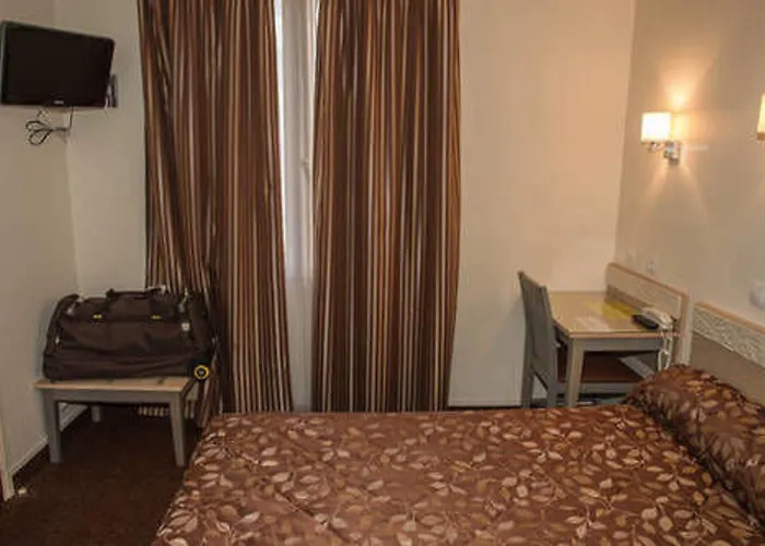 Lilas Gambetta 3* Париж