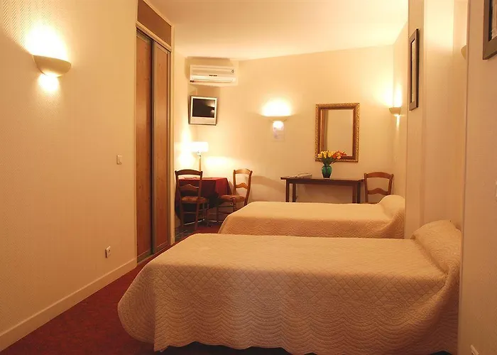 Lilas Gambetta Отель