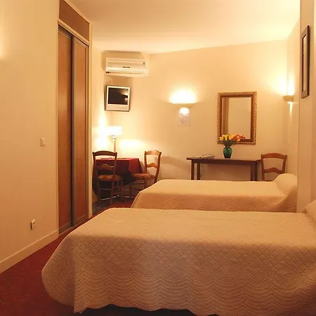 Lilas Gambetta Hotel