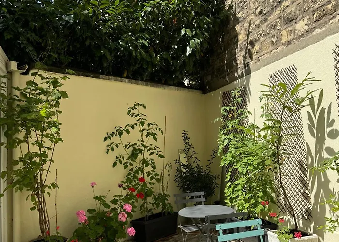 Lilas Gambetta Ξενοδοχείο 3*